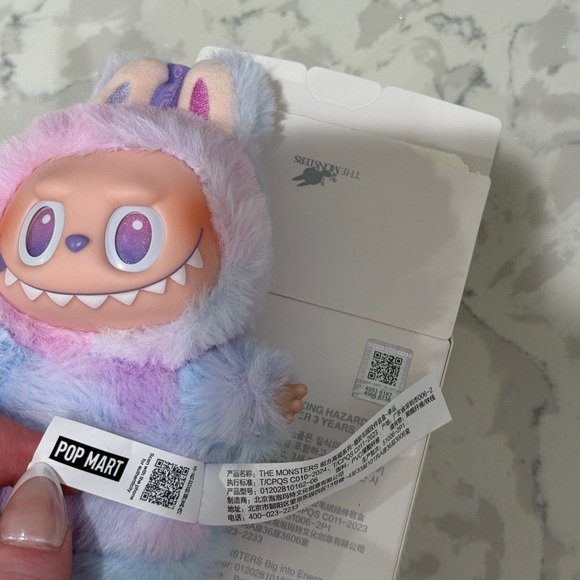 Popmart Labubu Big Into Energy - Picture 3 of 8